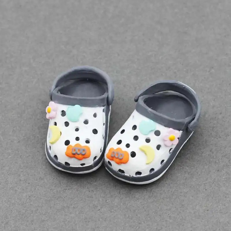 Stylish labubu Doll Slippers Shoes (4.3*2.0cm)