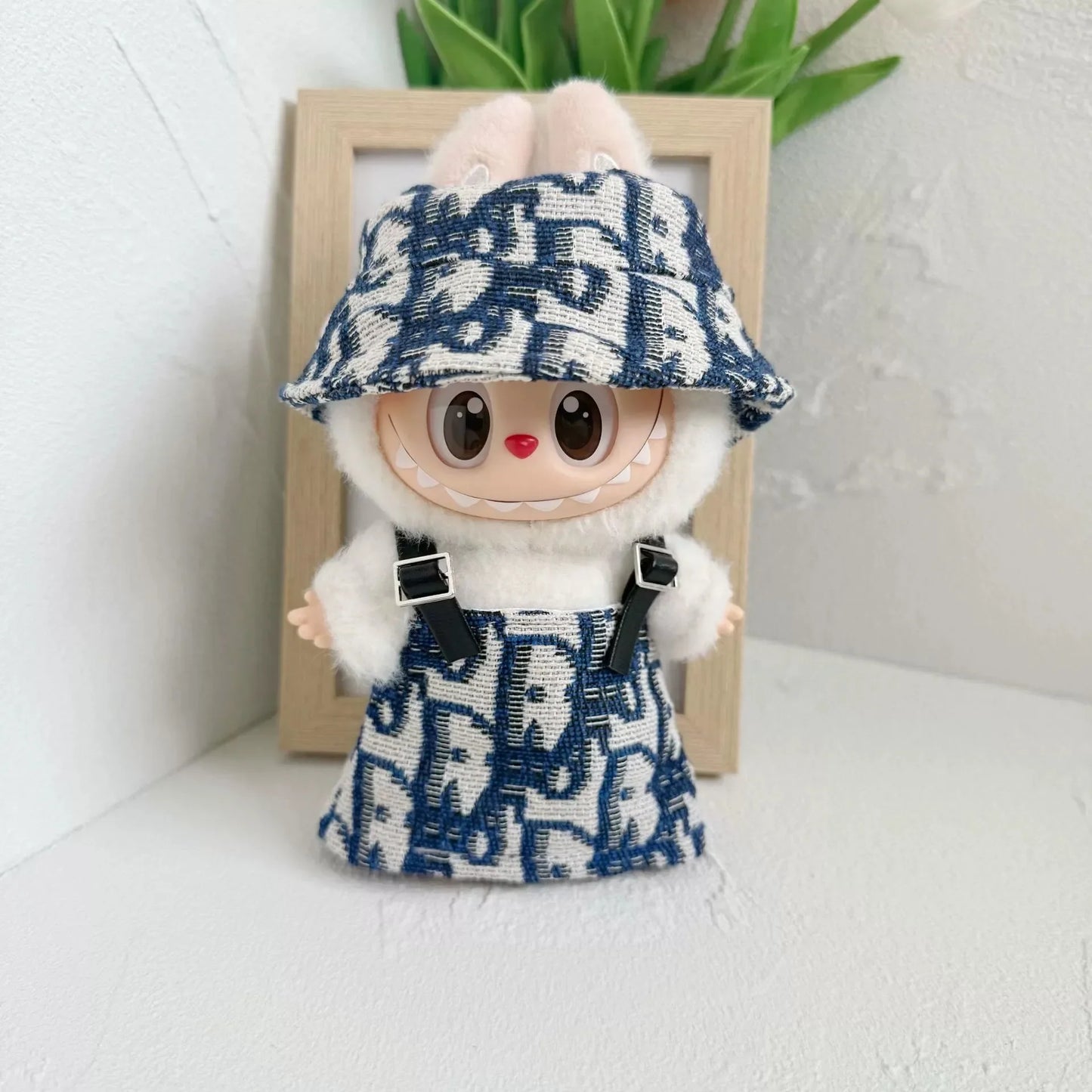 Labubu V1–V3 17cm Plush Set – Skirt & Accessories