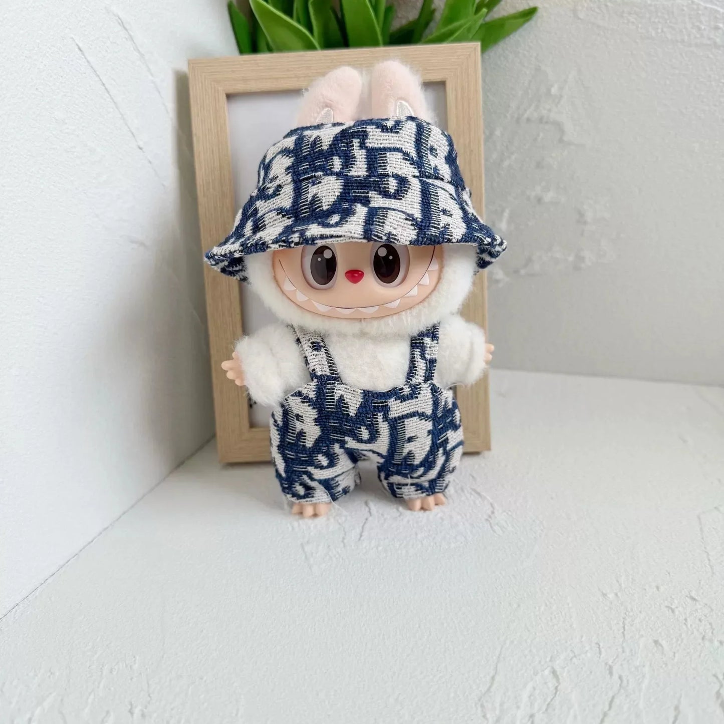 Labubu V1–V3 17cm Plush Set – Skirt & Accessories
