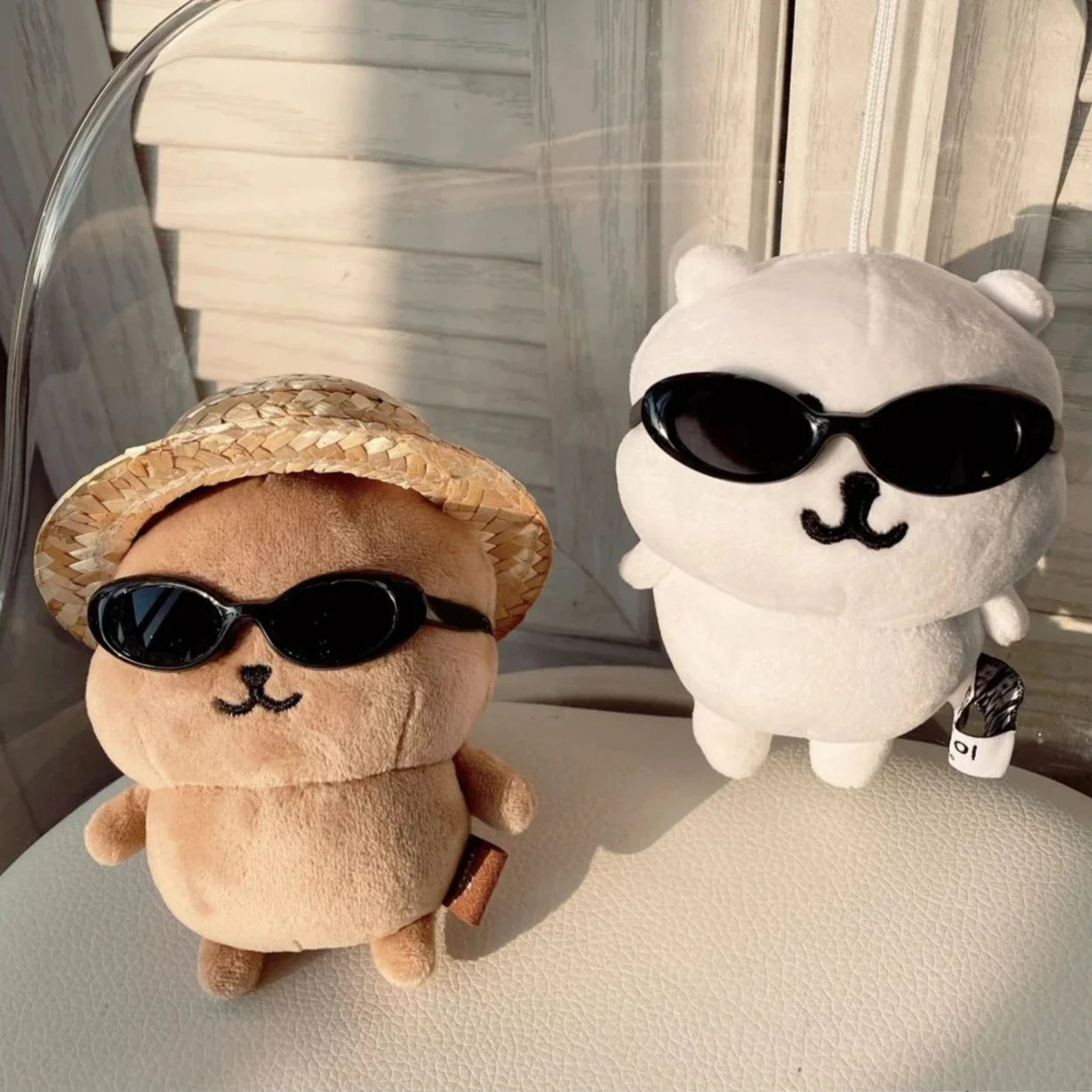 Mini Oval Sunglasses for Labubu Dolls – Transparent & Trendy