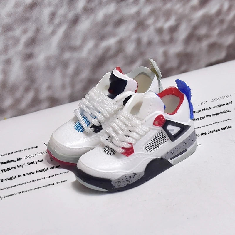 Labubu 17cm Toy with Mini Sneakers – Fun Collectible!